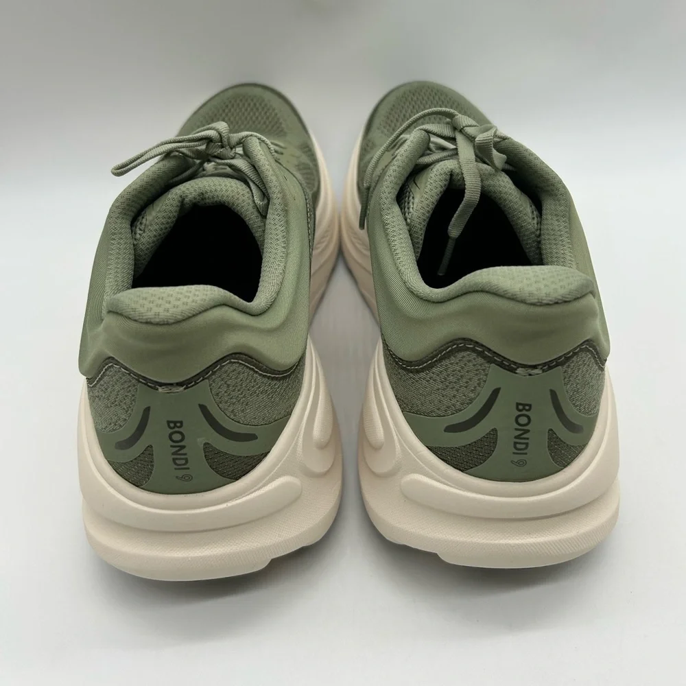 HOKA Bondi 9 Size 9.5D Green Running Shoes New In Box